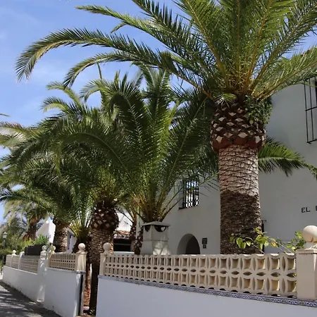 Villa Urbanizacion El Oasis, 20 En 1ª Linea Playa