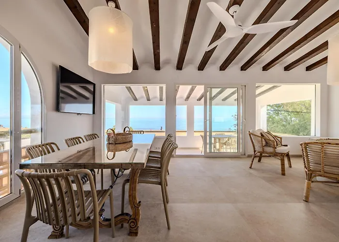 Urbanizacion El Oasis, 20 En 1ª Linea Playa Villa