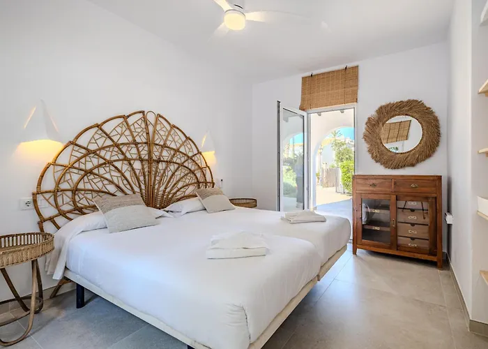 Urbanizacion El Oasis, 20 En 1ª Linea Playa Вілла Денія