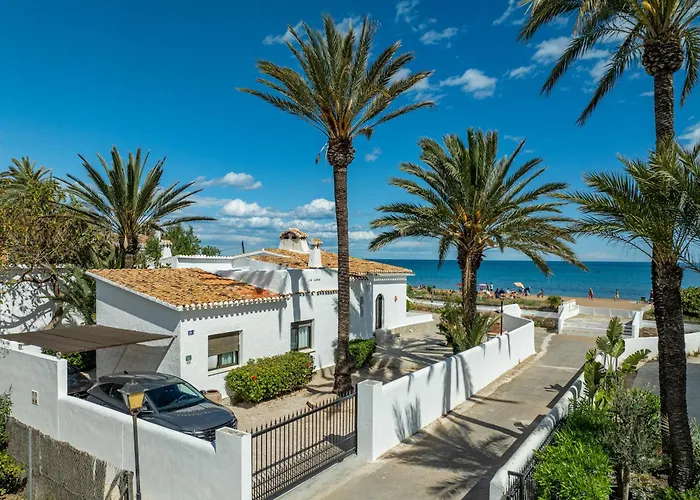 Urbanizacion El Oasis, 20 En 1ª Linea Playa Вілла *