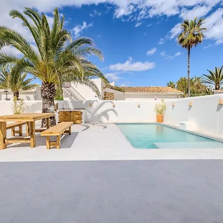 Villa Urbanizacion El Oasis, 20 En 1ª Linea Playa *