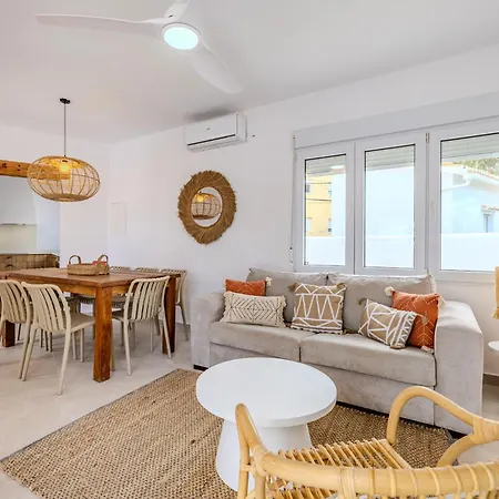 Urbanizacion El Oasis, 20 En 1ª Linea Playa Villa Denia