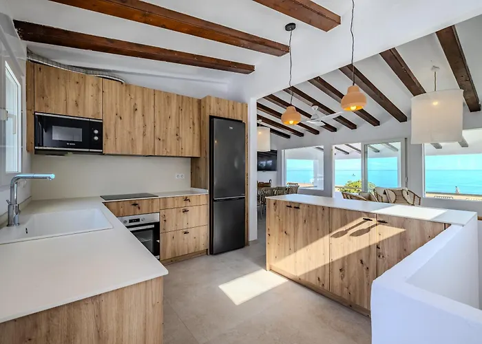 Urbanización El Oasis, 20 En 1ª Línea Playa *