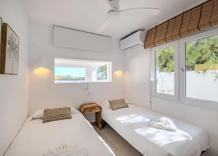 Urbanización El Oasis, 20 En 1ª Línea Playa Dénia