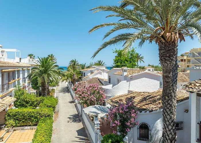 Urbanización El Oasis, 20 En 1ª Línea Playa