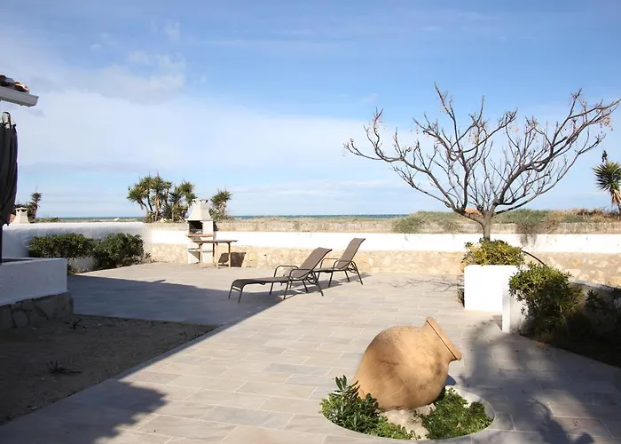 Villa Urbanización El Oasis, 20 En 1ª Línea Playa